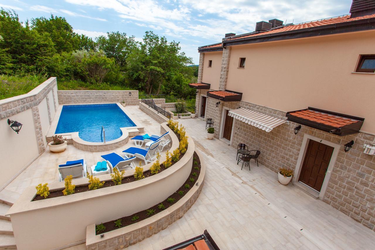 Rosmarino Apartment Sveti Stefan Exterior photo
