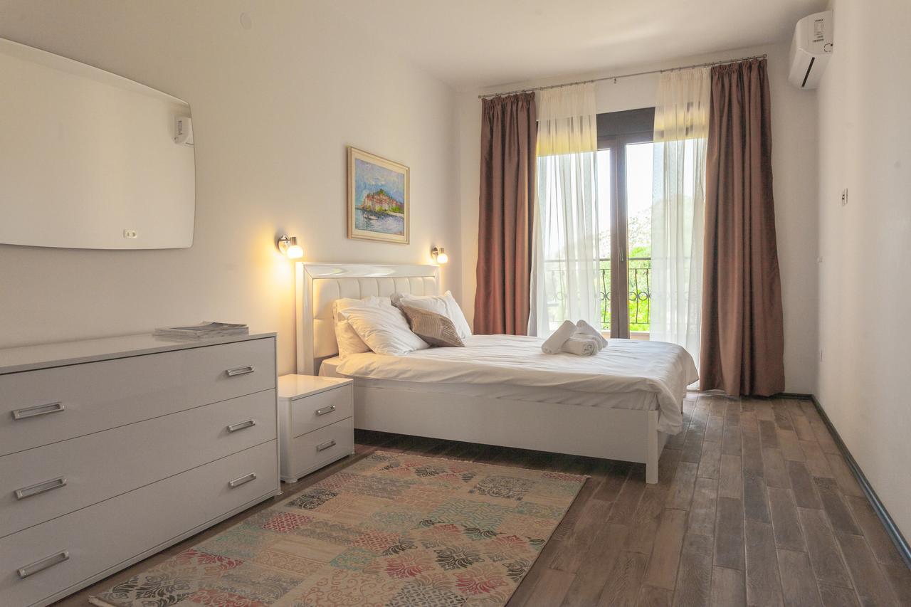Rosmarino Apartment Sveti Stefan Exterior photo
